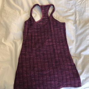 Lululemon top size 4